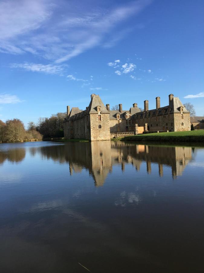 Le Clos Saint-Brice Les Portes du Coglais Eksteriør bilde