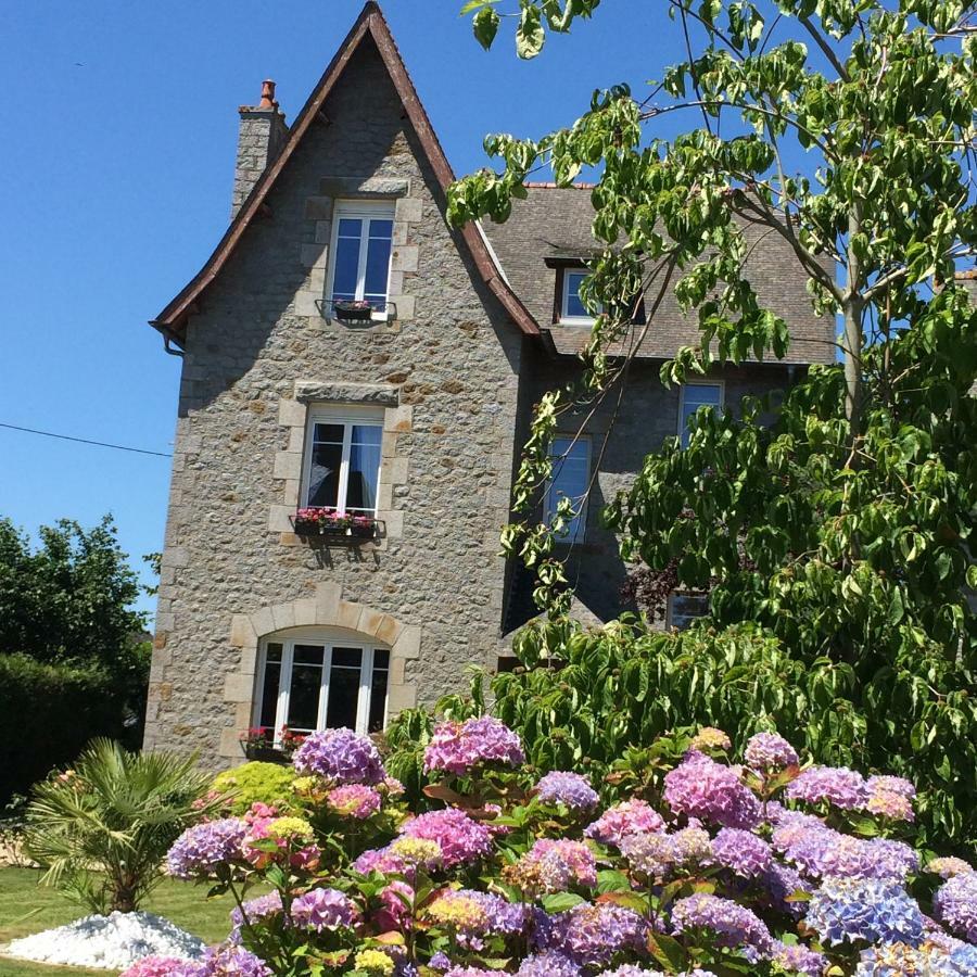 Le Clos Saint-Brice Les Portes du Coglais Eksteriør bilde